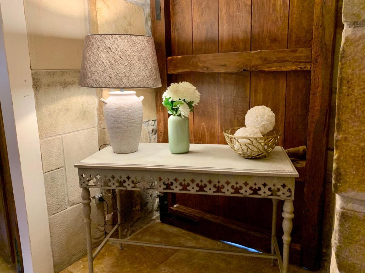 Akla Hotel Suites Valles Pasiegos Saro Esterno foto
