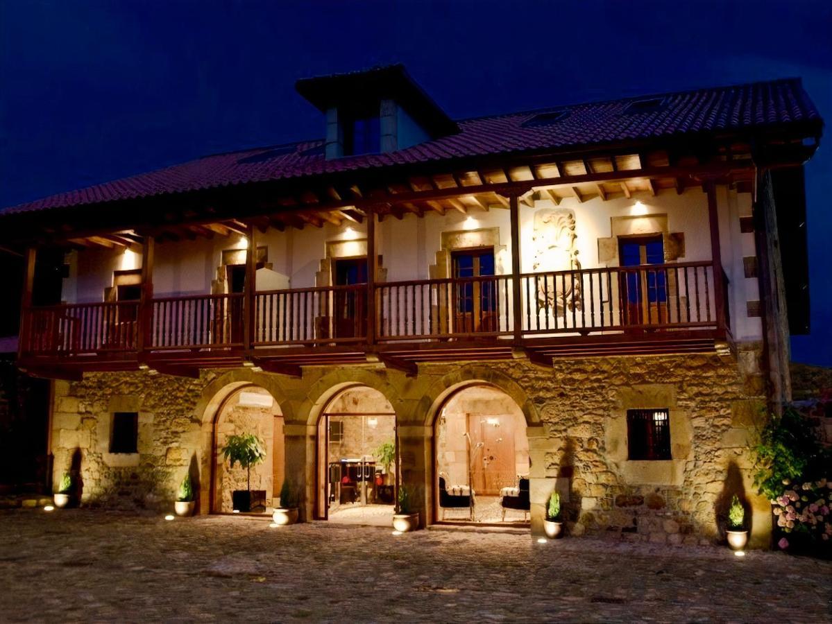 Akla Hotel Suites Valles Pasiegos Saro Esterno foto